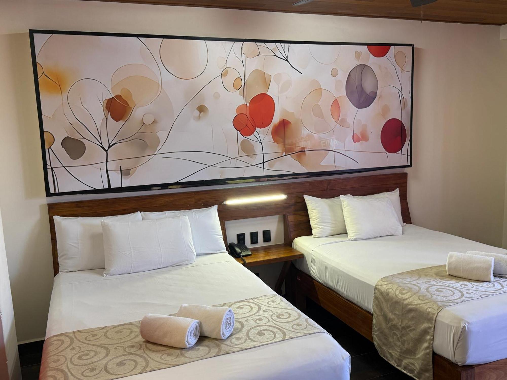 โรงแรมเรียนา โรฆา - สำหรับผู้ใหญ่เท่านั้น ปลายาเดลการ์เมน ภายนอก รูปภาพ